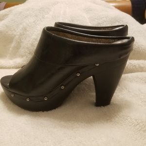 BLACK Mossimo platform mules